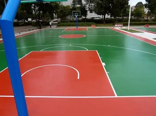 苏州球场地面翻新,裂缝修重要性